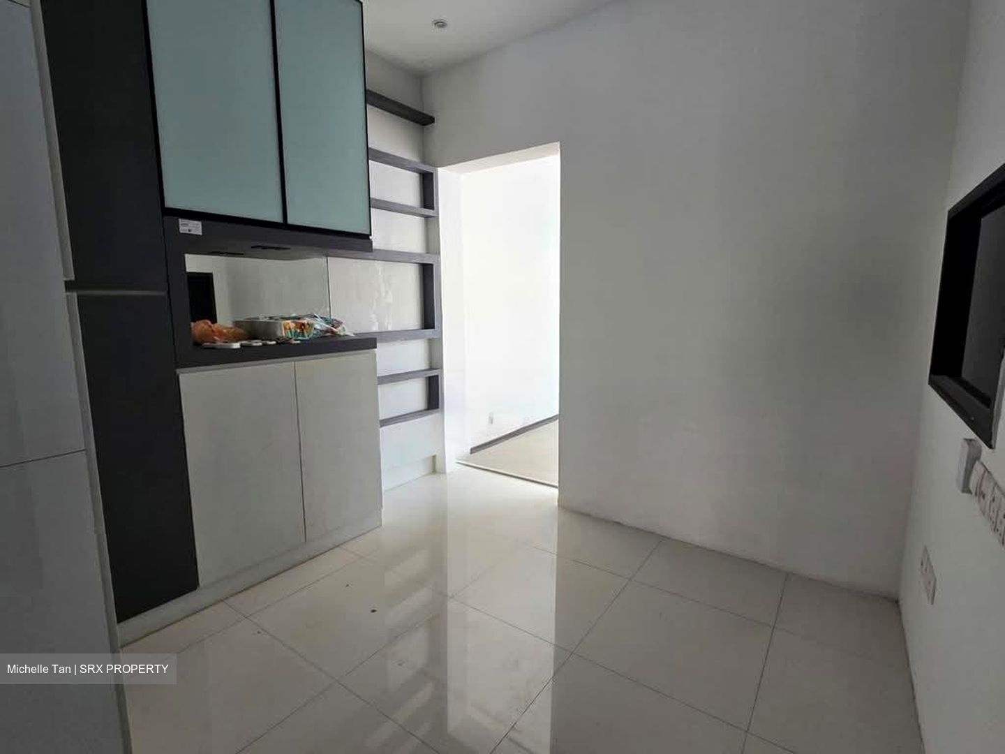Joo Chiat Road (D15), Shop House #588089821